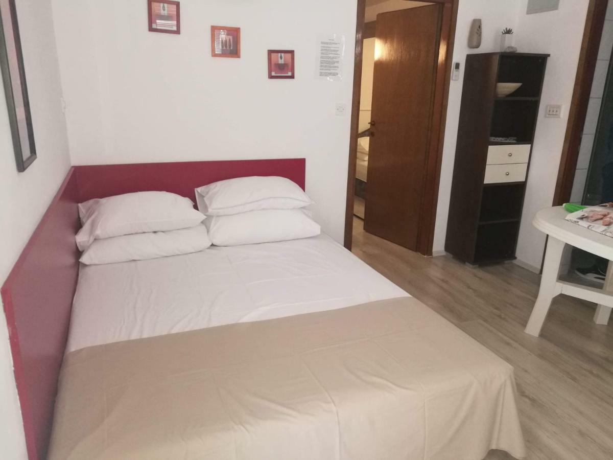 Matas Apartman Rogoznica (Sibenik-Knin)